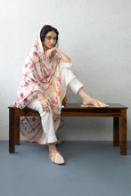 Load image into Gallery viewer, Pink Hand Made Phulkari Dupatta for Women | Online shopping Dupatta | Wedding Dupatta