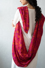 Load image into Gallery viewer, Cotton Hot Pink Hand Made Phulkari Wedding Dupatta | Bridal Phulkari Dupatta by Mystic Loom | Ethnic Phulkari Motifs
