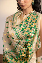 Load image into Gallery viewer, Hunar kota phulkari dupatta for women online shopping | Green embroidery | light summer dupatta
